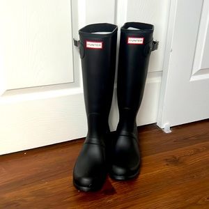 Brand new hunter boots